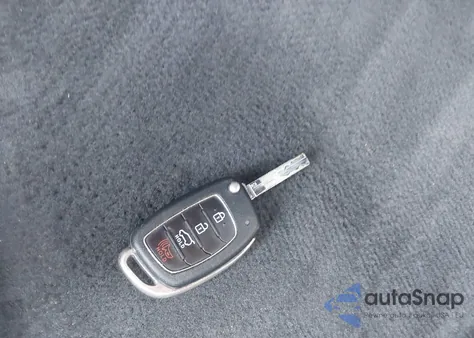 2017 Hyundai Tucson Se z USA, uszkodzony, nr VIN KM8J23A40HU332327